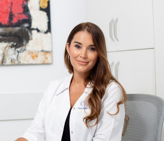 Dr. Amira Moldoveanu